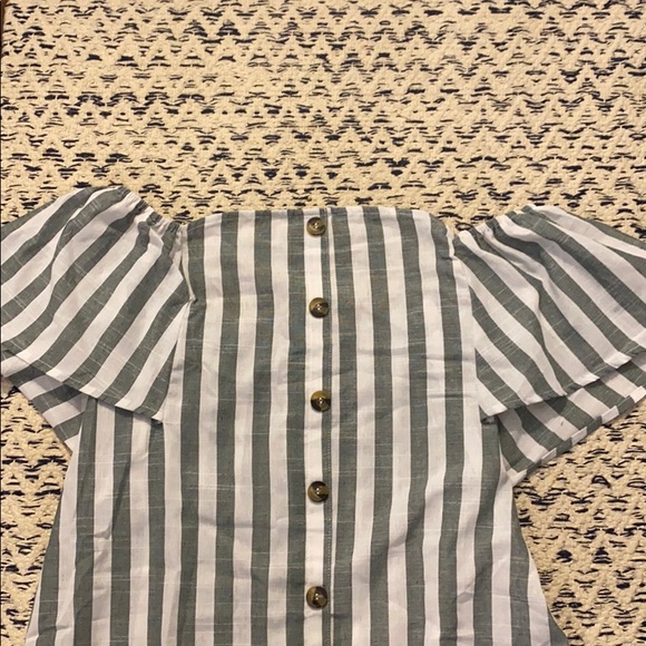 New SHEIN Off the Shoulder Button Dress - Picture 6 of 9